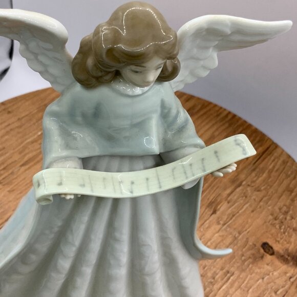 Lladro Vintage 1991 Christmas Angel Tree Topper Porcelain Figurine - Picture 2 of 10